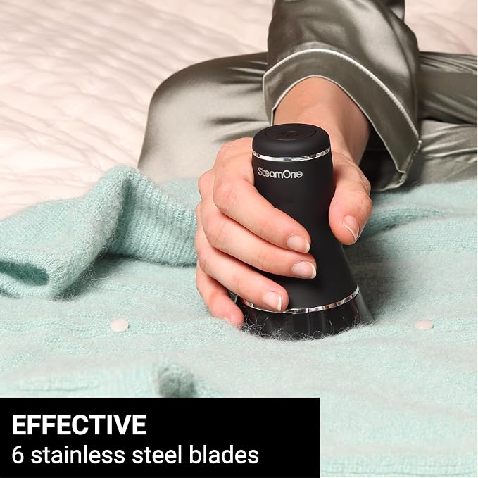 STEAMONE – Lint Shaver – XL Tank – 6 Stainless Steel Blades – Ergonomic Handle – Practical and Efficient – USB-C Rechargeable – RP30B