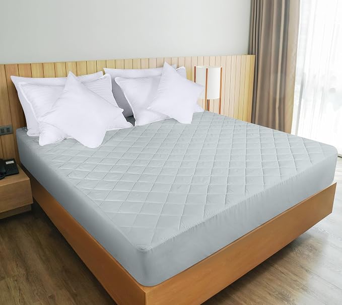 Quilted Fitted Mattress Pad, King Mattress Protector Topper with Deep Pocket Stretches up to 16 Inches, Machine Washable Mattress Cover by Utopia Bedding (Light Grey)