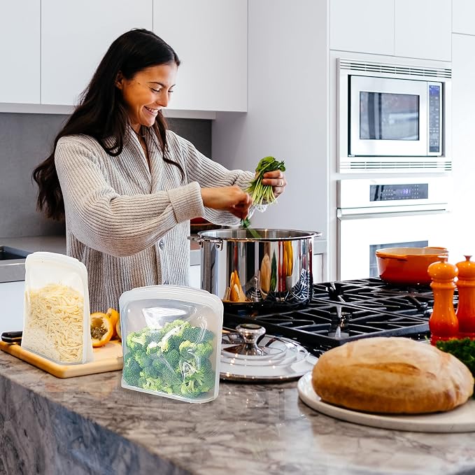 Elkanah Reusable Silicone Freezer Bags, XL 1 Gallon, Set of 2, Oven Safe | 116fl oz Reusable silicone bags that go from freezer to oven to sous vide — no more single-use bags