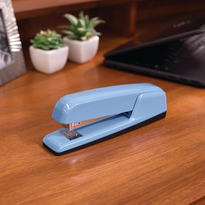 Swingline Stapler, 30 Sheet Capacity, 747 Business Stapler, Jam Free, Metal, Electric Blue (74722)