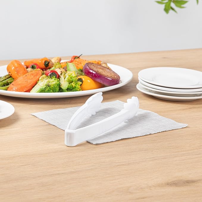 Restaurantware Disposable Serving Tongs 100 Count 9 Inch Plastic Scalloped Buffet Utensils Durable Secure-Grip White