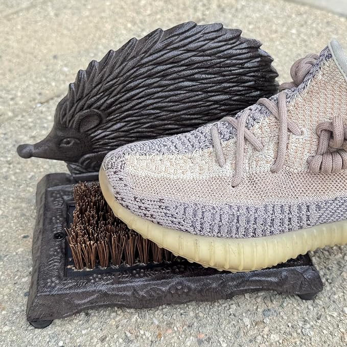 Rust Brown Cast Iron Hedgehog Shoe Brush - 6.6 Inch Height with Heavy Duty Bristles, Decorative Home Accessory for Shoe Cleaning HC3101