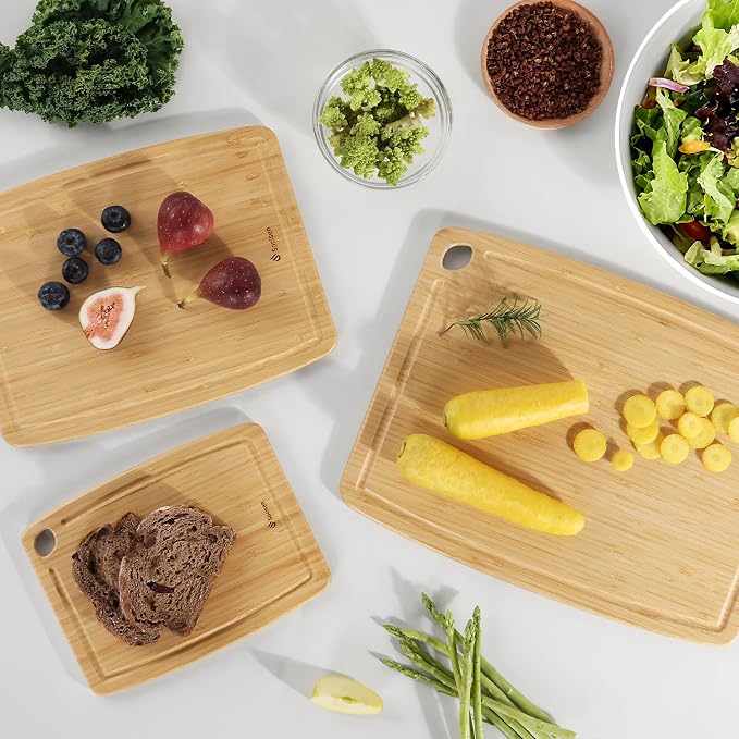 Lightweight Durable Bamboo Cutting Board Set with Non-Slip Feet, Wood Cutting Board for Busy Kitchen, Easy Clean Wooden Chopping Boards with Juice Groove Best House Warming Gift Set of 3 (S+M+L)