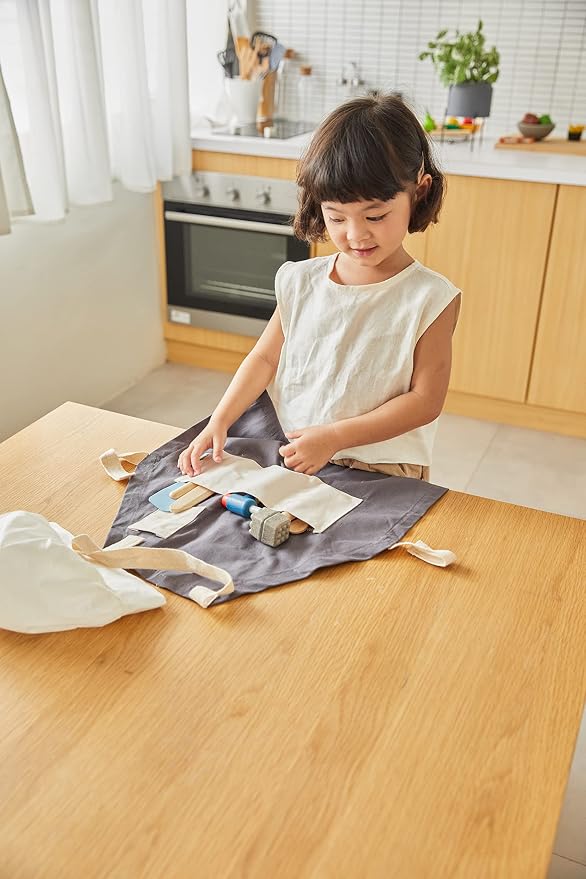 PlanToys® Chef Play Set Wooden Pretend Cooking with Knife, Spatula & Pan | chef toys, play kitchen accessories, kids kitchen playset, girls, boys, fine motor role, imaginative social creative gift