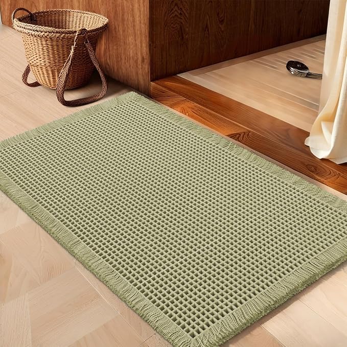 IM HOME Waffle Bath Mat Green 32"x20", Boho Woven Modern Bath Mat Rugs, Absorbent Non Slip Bathroom Rugs, Soft Washable Bath Rugs with Tassels for Bedroom, Kitchen, Shower, Tub