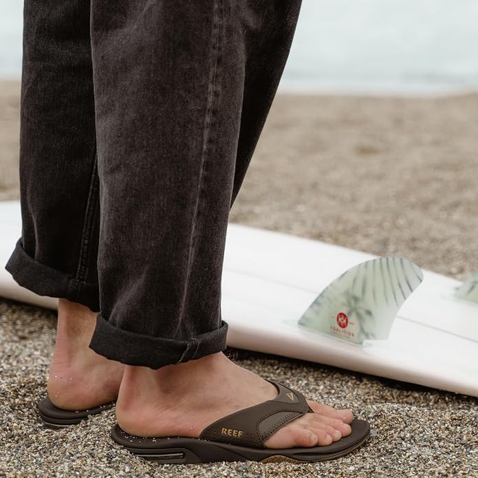 REEF Men's Fanning Bottle Opener Flip Flops