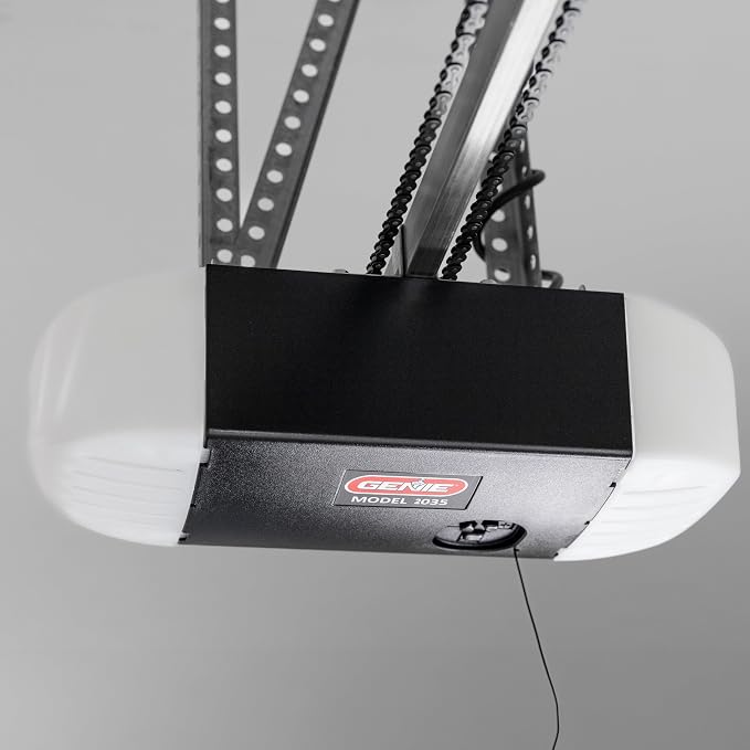 Genie Chain Drive 550 Garage Door Opener, Heavy Duty Chain Drive Opener, Model 2035-TKO | Heavy Duty Chain Drive, Durable Rail, 2 Remotes, Wireless Keypad, Wall Console, Safe-T-Beams, for Residential Garage Doors
