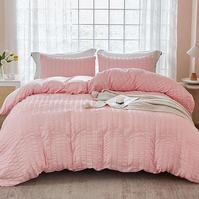 AveLom Blush Pink Seersucker Duvet Cover Set King Size (104 x 90 inches), 3 Pieces (1 Duvet Cover + 2 Pillow Cases), Ultra Soft Washed Microfiber, Textured Duvet Cover with Zipper Closure, Corner Ties