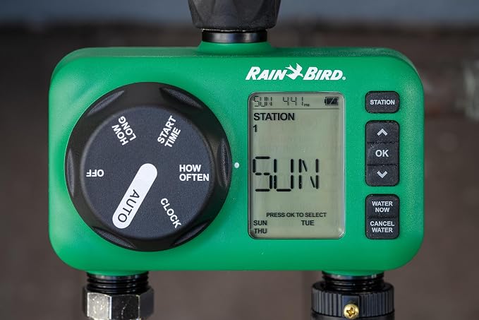 Rain Bird HET200 Electronic Digital Hose End Watering/Irrigation Timer, Battery Operated, 3/4" Garden Hose Thread, Heavy-Duty Brass Inlet, 2 Outlets/Ports