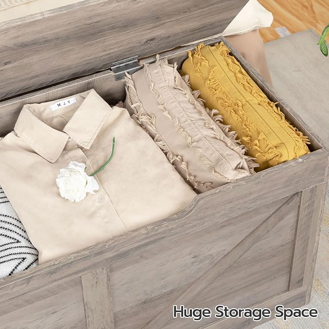 HOOBRO Storage Bench, 39.4” Retro Wooden Storage Chest with U-Shaped Cut-Out Pull, Safety Hinge, Supports 220 lb and Easy Assembly for Toy Box Organizer (Greige) BG771CW01G1