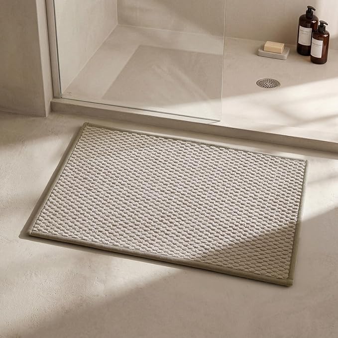 Triohero Bathroom Rugs Non Slip Washable, Super Absorbent Thin Bath Mat Small Quick Dry Low Pile Bathroom Rug, Beige 16"x24"