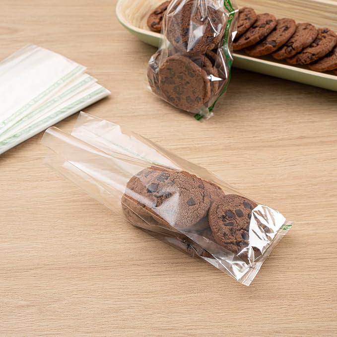 Restaurantware Plastic Gusset Bags 100 Count 3" x 1 1/4" x 8 1/4" Wicker Dispensing Bottom Gusset Clear Plastic Bags Heat Sealable For Sourdough Bread Cookies Pastries For Home Bakers And Bakeries