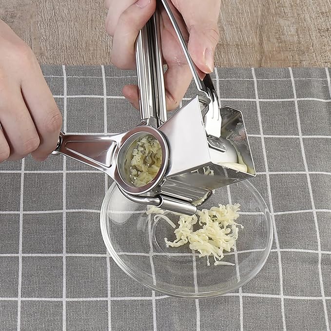 Cheese Grater, Stainless Steel Grater Vegetables Cutter Cheese Grater with Container Stainless Steel Used for Family Kitchen 1 X Cheese Grater Peeler