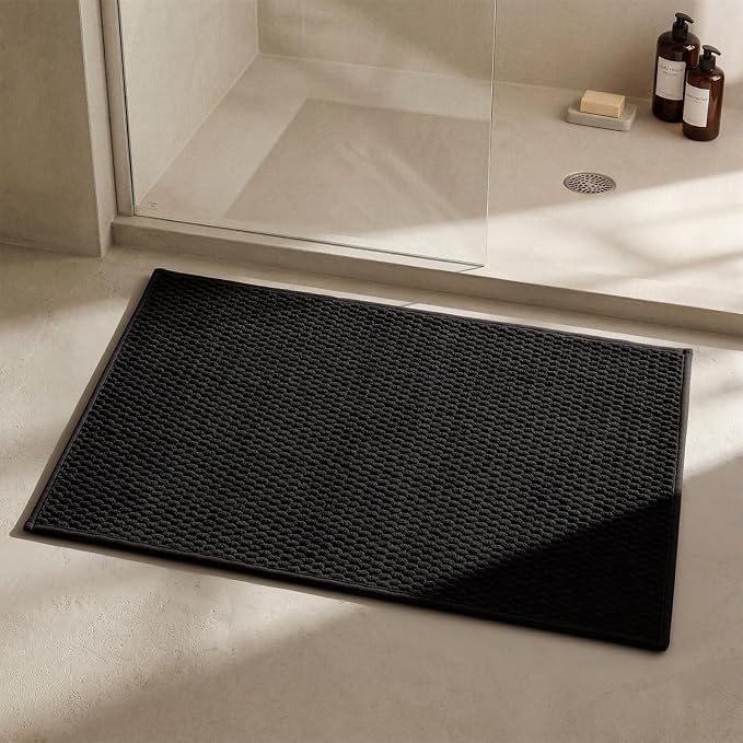 Triohero Bathroom Rugs Non Slip Washable, Super Absorbent Thin Bath Mat Quick Dry Low Pile Bathroom Rug, Black 24"x36"