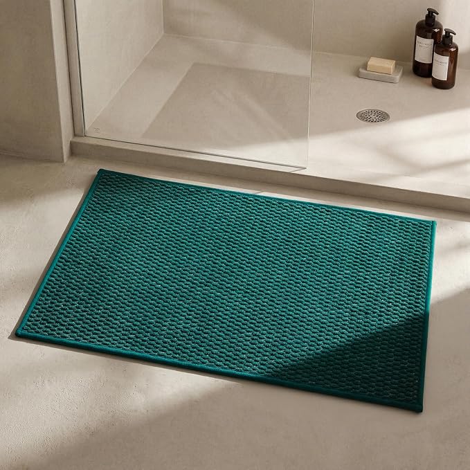 Triohero Bathroom Rugs Non Slip Washable, Super Absorbent Thin Bath Mat Quick Dry Low Pile Bathroom Rug, Dark Green 24"x36"