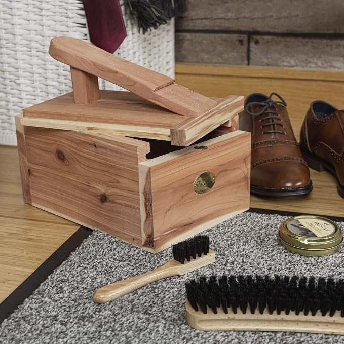 HANGERWORLD Natural Cedar Wood Shoe Shine Box with Foot Rest