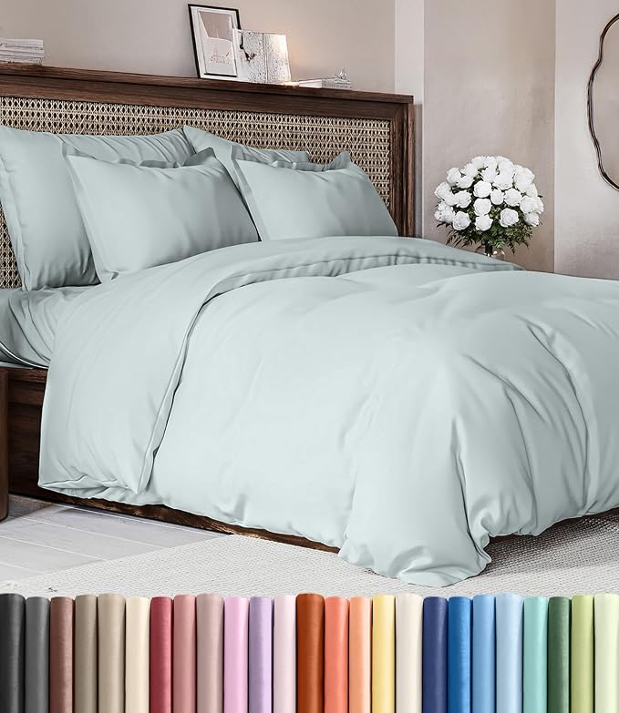 Duvet Cover Full Size Set - Extra Soft Full Duvet Cover 80" x 90" with 2 Pillow Shams for Women, Men, Kids & Teens - Hotel Luxury, Easy-Care w/ Zipper Closures & Ties - Comfy & Breathable (Ice Blue)