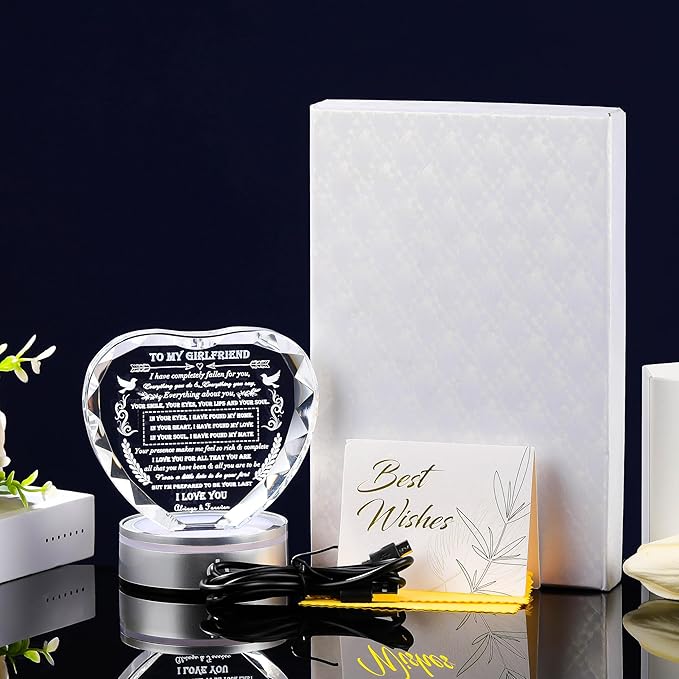Qianwei Gifts for Girlfriend Unique - Crystal Heart Engraved Personalized Gifts for My Girlfriend on Christmas - Birthday Anniversary Wedding Valentines Day I Love My Girlfriend