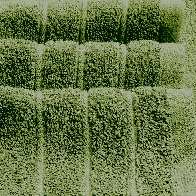 Tens Towels 4 Piece Extra Large Bath Towels 30 x 60 Inches, Green | 100% Cotton, Larger & Lighter Weight, Quicker to Dry, Super Soft and Absorbent, Perfect for Bathroom