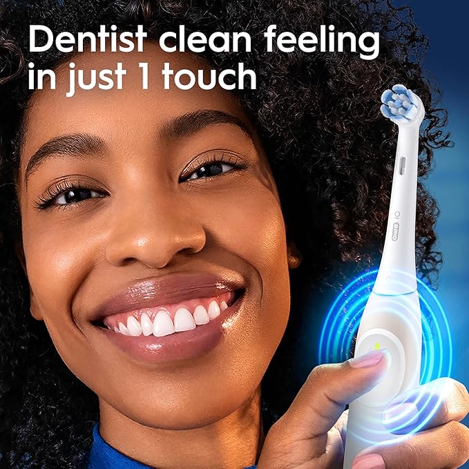 Oral-B Rechargeable Electric Toothbrush, iO Limited Simple Clean, 3 Cleaning Modes, Automatic Pressure Sensor to Protect Gums, Travel Case, Peach