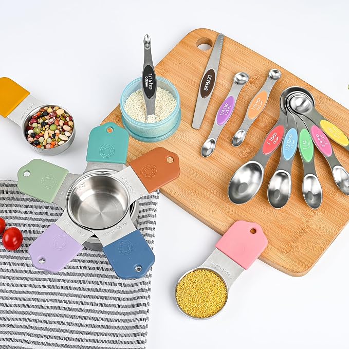 Measuring Cups and Spoons Set 16, Metric & US Stainless Steel Magnetic Measuring Cups and Spoons Set for Baking & Kitchen, Dry & Liquid Metal Measure Cups & Spoons with Leveler