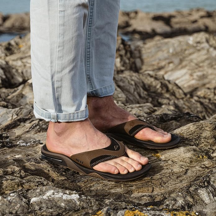 REEF Men's Fanning Bottle Opener Flip Flops