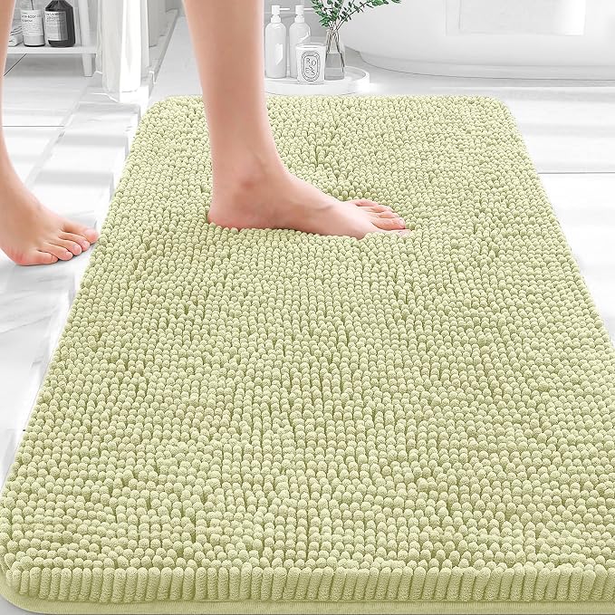 OLANLY Bathroom Rugs 30x18, Extra Soft Absorbent Chenille Bath Rugs, Rubber Backing Quick Dry, Machine Washable Bath Mats for Bathroom Floor, Tub and Shower, Home Decor Accessories, Vanilla