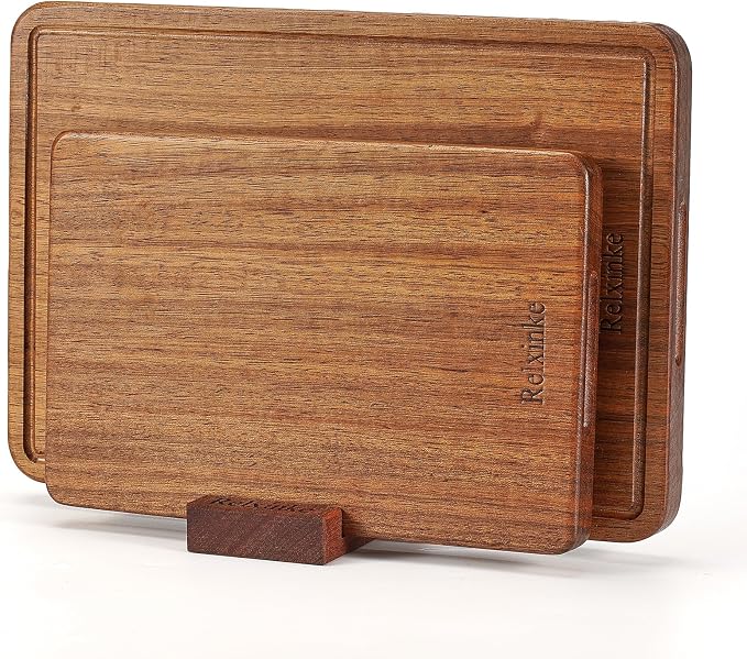 Solid Teak Wood Cutting Board Set One Piece Non Glued Large Thick Crack Resistant Wooden Chopping Board with DeepJuice Grooves Built in Handles for Kitchen Meat Bread 15x10.2IN &11.8 * 7.9IN