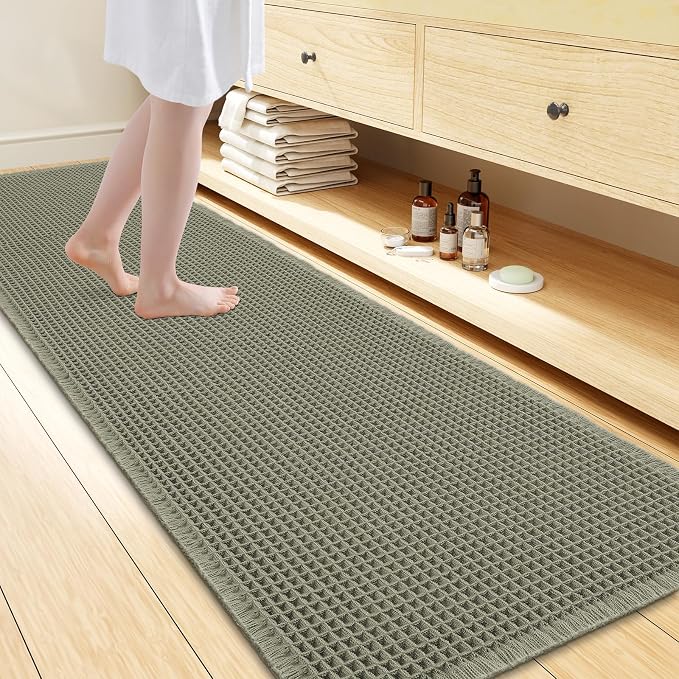 Smiry Waffle Bath Mat 72x24, Extra Soft Absorbent Bathroom Rugs, Non Slip Machine Washable Quick Dry Bath Rugs for Bathroom Floor, Tub, Shower, Home Decor Accessories, Green