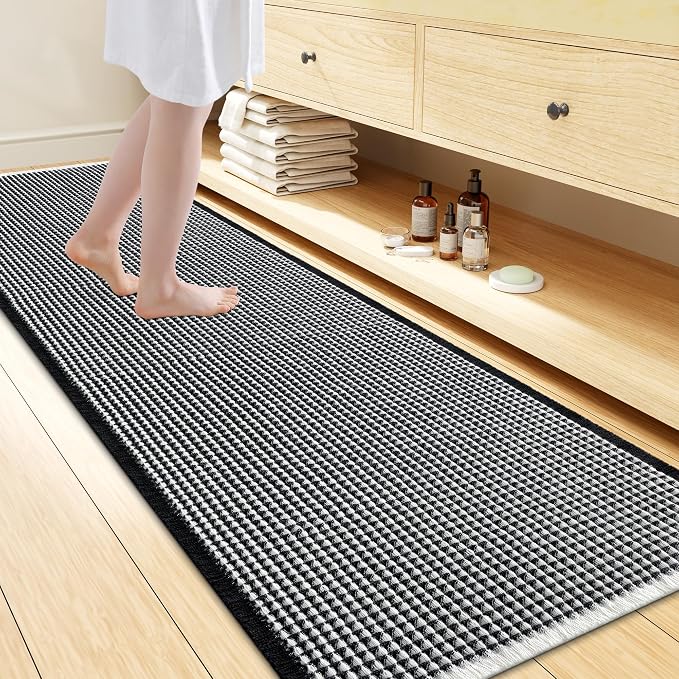 Smiry Waffle Bath Mat 72x24, Extra Soft Absorbent Bathroom Rugs, Non Slip Machine Washable Quick Dry Bath Rugs for Bathroom Floor, Tub, Shower, Home Decor Accessories, Black & Cream