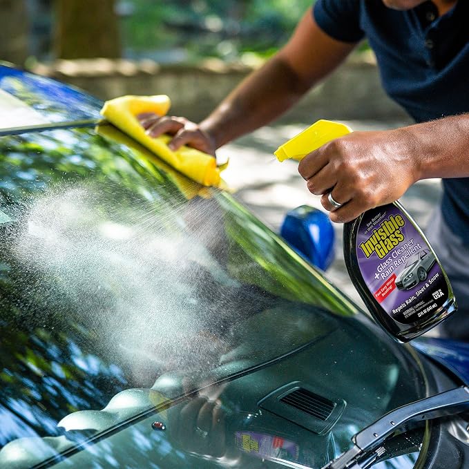 Invisible Glass 92184-4PK Glass Cleaner + Rain Repellent 2-in-1 Windshield and Window Spray, Cleans Auto Glass, Repels Rain, Sleet, Snow, Improves Wet Weather Visibility – 22 fl oz (Pack of 4)